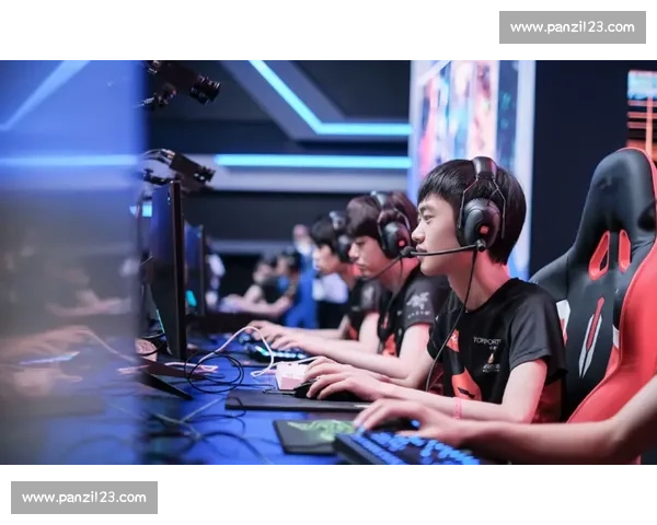 策略致胜！战队教练组揭秘如何冲击积分榜！